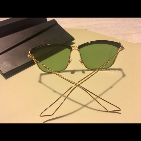 Dior Sunglasses new in case - Picture 5 of 8